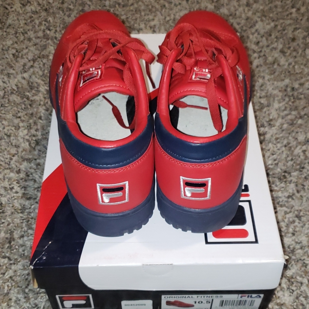 Fila Shoes - Picture 4 of 5